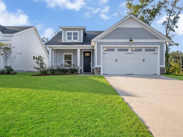 2919 Raymond Diehl Ct, Tallahassee, FL 32309