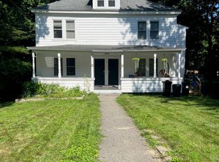 19 Storey St, Westford, MA 01886