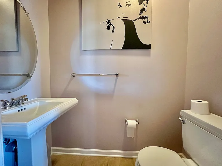 201 Dey St #110 — Photo 6
