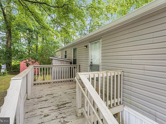 3rd image of 38 Serenity Ln