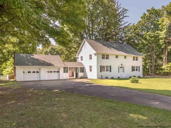 21 John St, Kingston, NY 12401