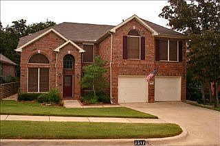 1st image of 2217 Knob Hill Dr