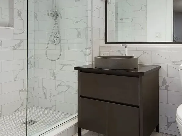 125 Parkside Avenue image 7 of 28