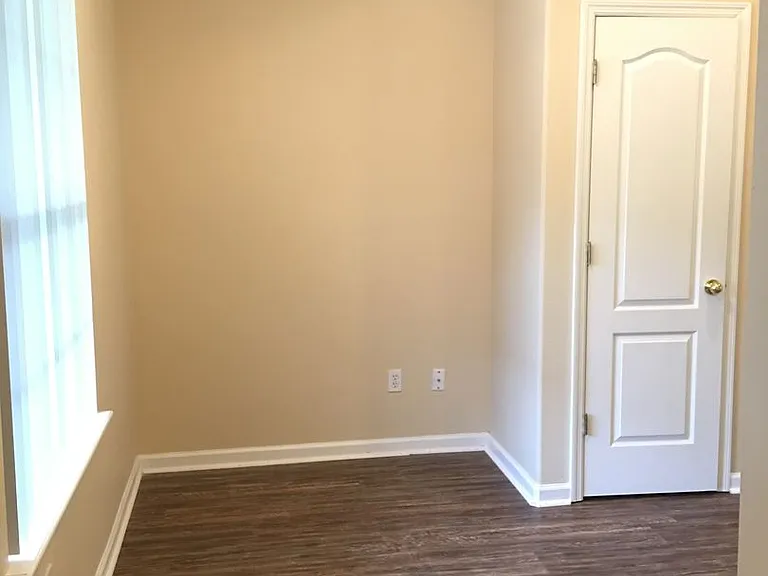 5643 Sioux Dr — Photo 8
