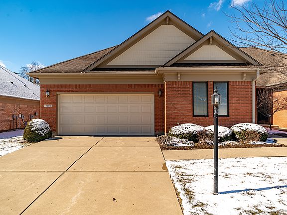 2nd image of 7101 Salem Crossing Pl