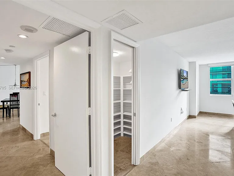 6917 Collins Ave #503 — Photo 21