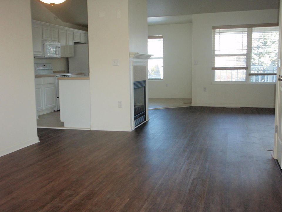 1st image of 11403 W Oklahoma Ave