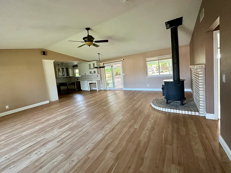 12250 Cranberry Rd — Photo 5
