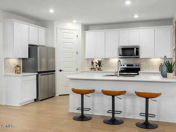 4th image of 18495 N Tanners Way