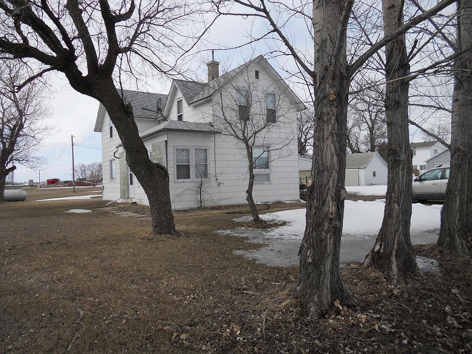 2nd image of 109 7th Ave NE