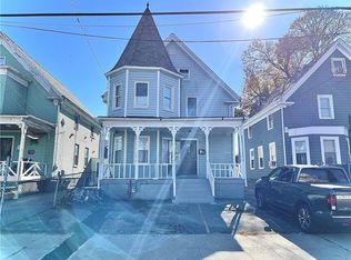 38 Glenham St, Providence, RI 02907