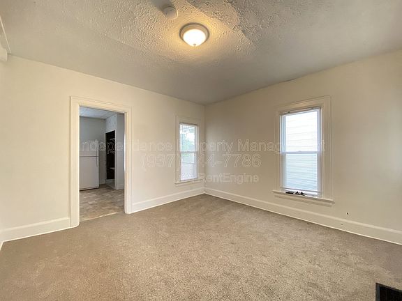 5th image of 1410 Phillips Ave #1