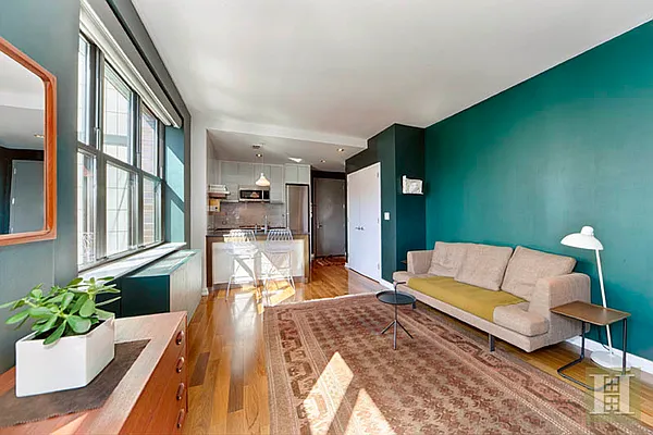 Rented by Halstead Real Estate | media 15