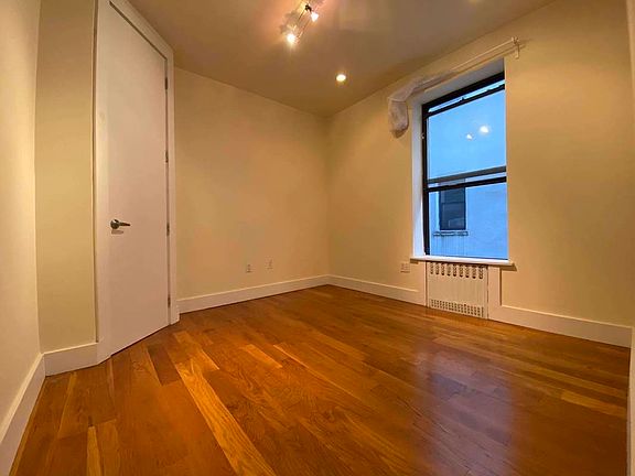 5th image of 1058 Bergen St #Lb2