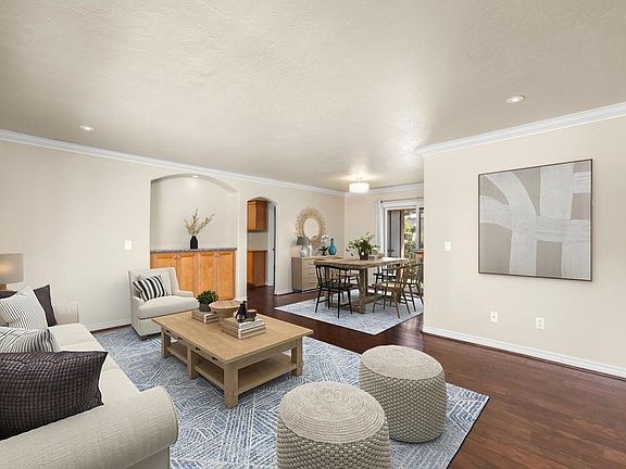 2nd image of 4849 Williamsburg Ln Unit 269