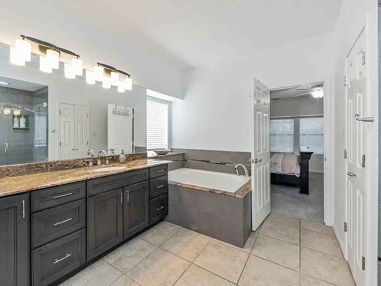 15826 Jamie Lee Dr — Photo 26
