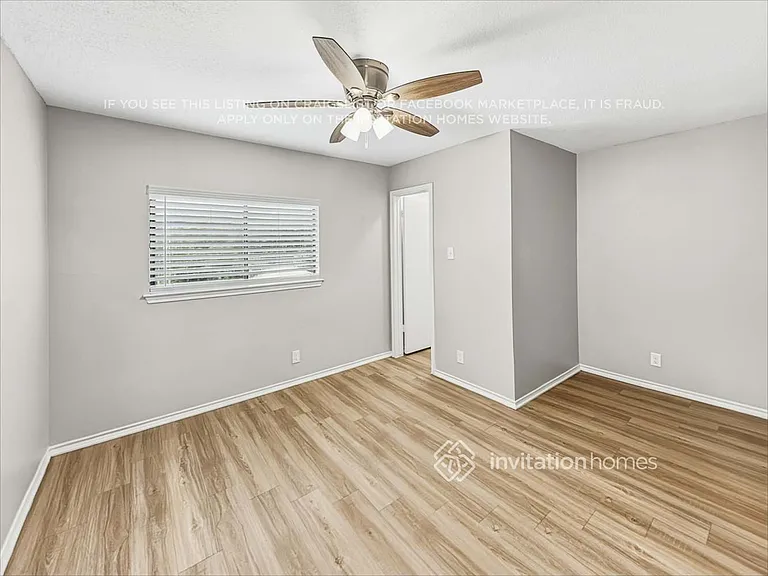1405 Comfort St — Photo 17