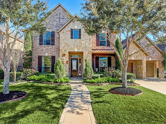 2nd image of 5119 Cinco Forest Trl