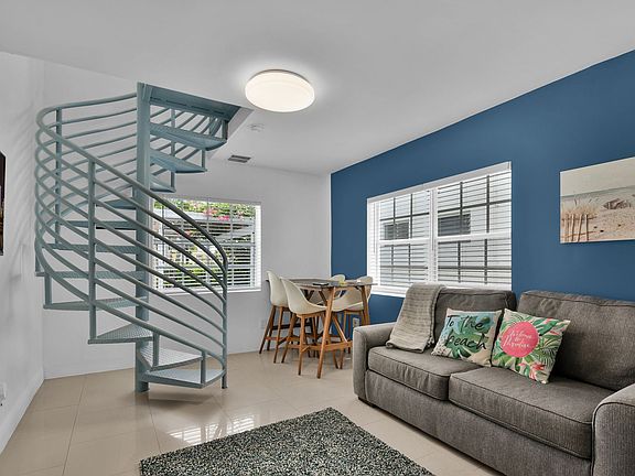 3rd image of 6966 Byron Ave #104