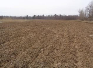 7898 S Chase Rd, Pulaski, WI 54162