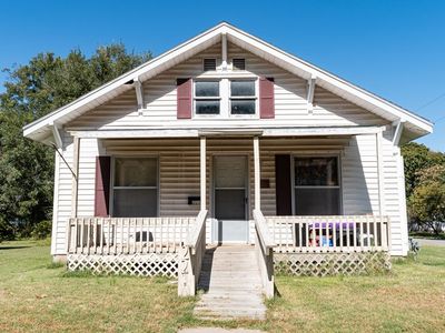 221 E Allison St, Nevada, MO, 64772
