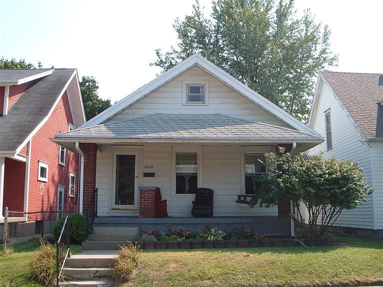 1st image of 1620 Clarence St