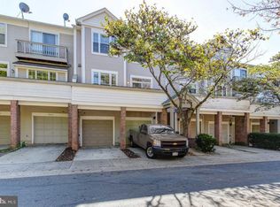 10328 Royal Woods Ct, Montgomery Village, MD 20886