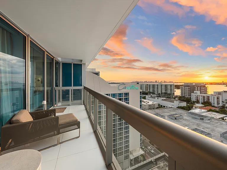 6899 Collins Ave #1810 — Photo 19