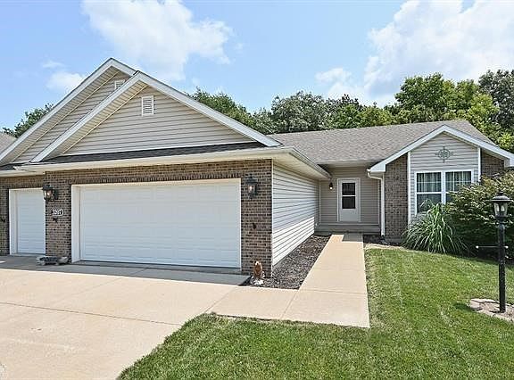 2nd image of 3207 Morton Ln