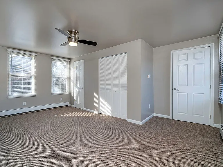3833 Acorn St — Photo 8