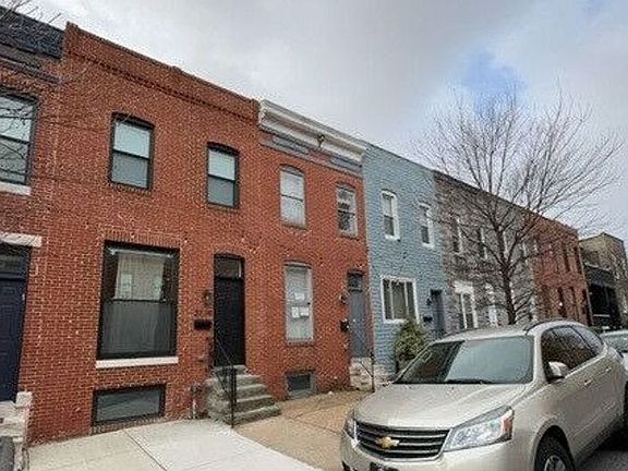 3rd image of 3717 Claremont St