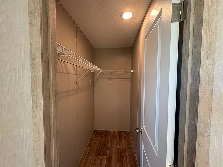 1128 S Gay Ave — Photo 61