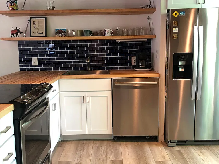 Electric range, dishwasher, and refrigerator in great condition.