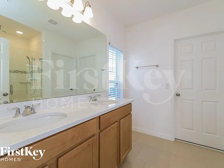 705 Fiddlesticks Dr — Photo 13