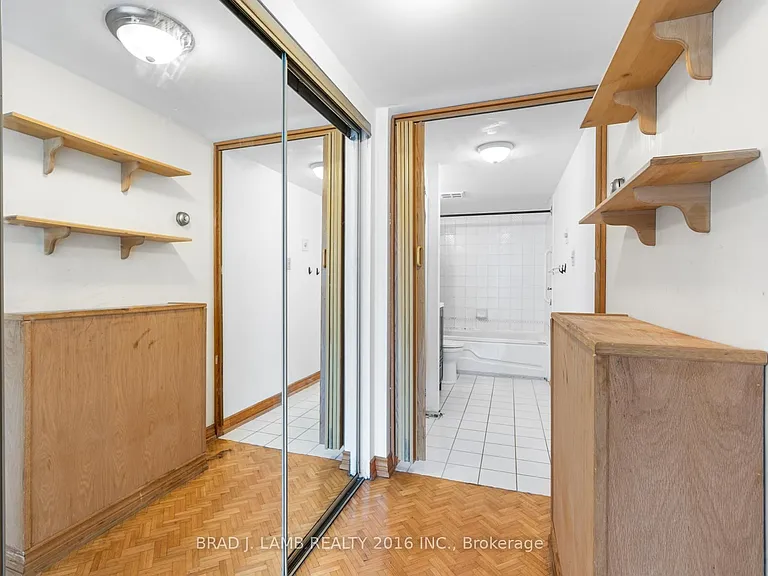 1001 Bay St #2709 — Photo 36