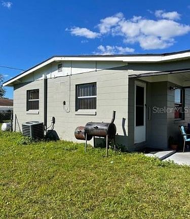 4th image of 2626 N Beaumont Ave