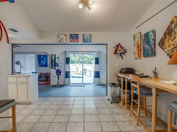 5th image of 4080 Conestoga St