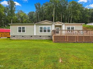 6408 Gardner Ln, Norton, VA 24273