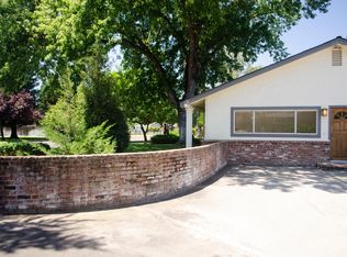 1011 Colorado Dr, Merced, CA 95340