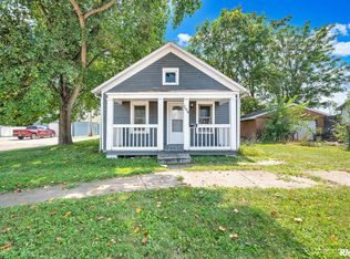 208 Fayette St, Pekin, IL