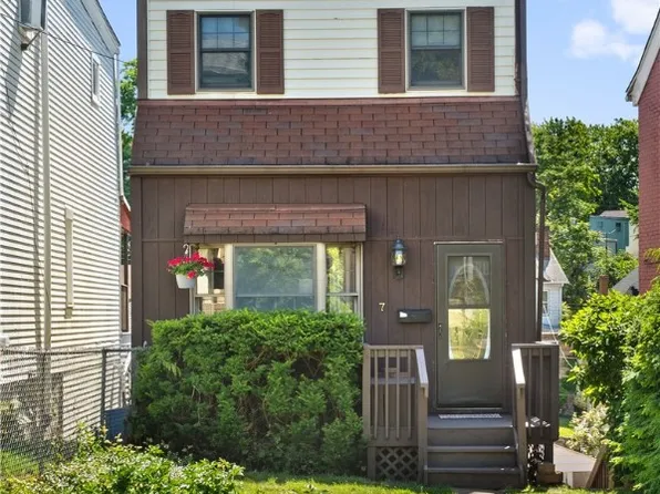 7 Norton St, Pittsburgh, PA 15211