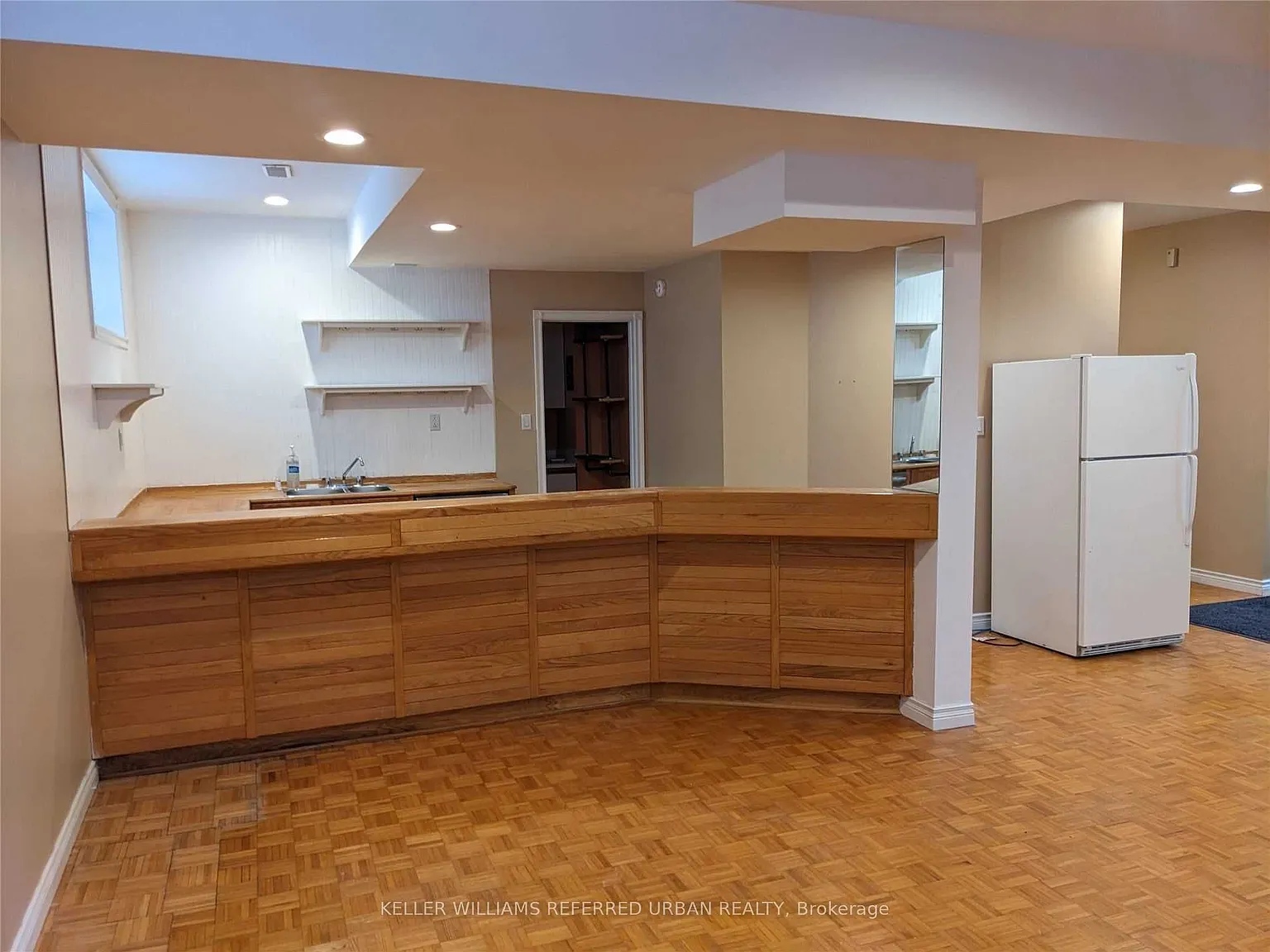 2 bed, $2,000 — Photo 2
