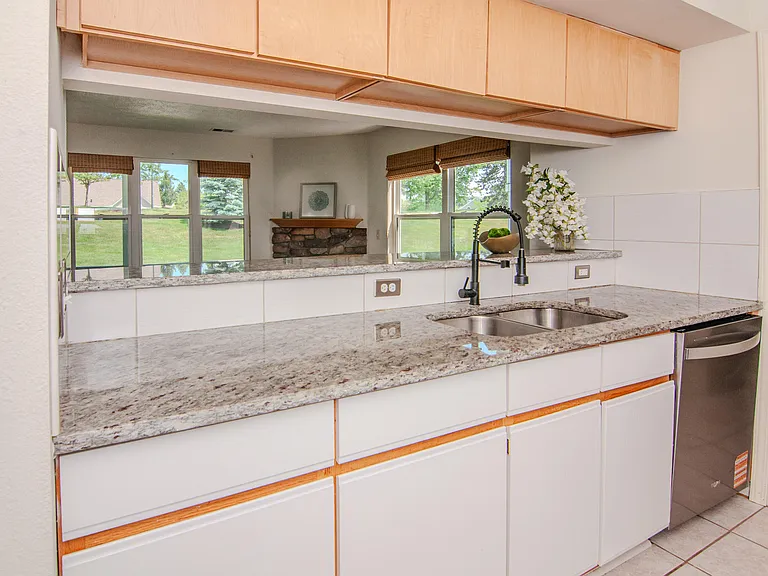 1704 Weatherstone Dr — Photo 16
