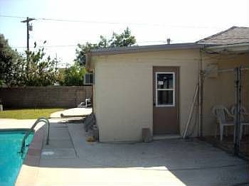 4th image of 2884 Ashmont Ave