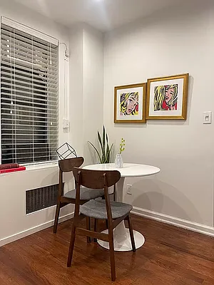 Rented by Oxford Property Group | media 13