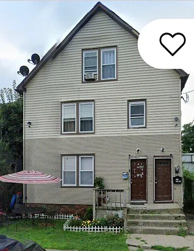 420 Front Ave #1 Photo 1