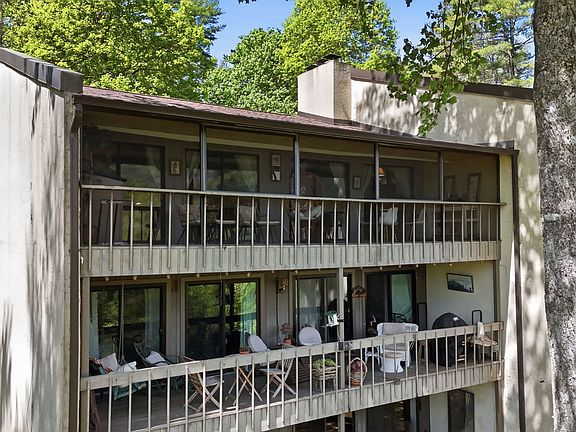 3rd image of 75 Holly Ridge #3C