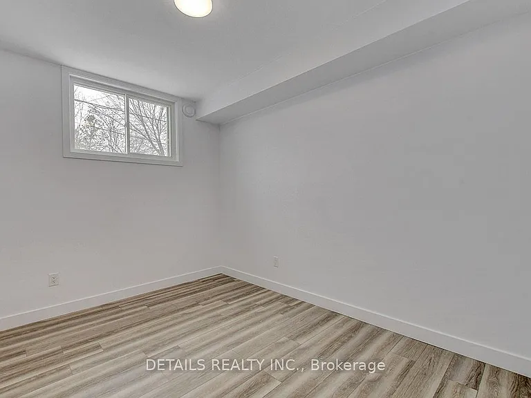 285 A Montfort St #B — Photo 13