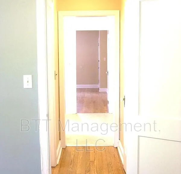 8401 Greenwood Ave #3 — Photo 22