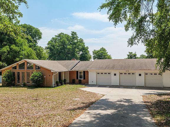 4th image of 1576 Citation Road